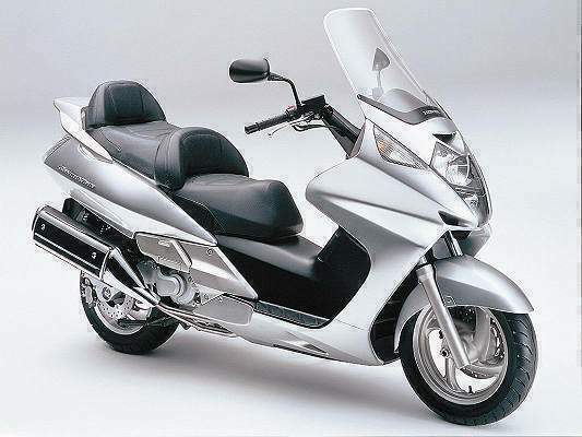 2001-2005 FJS600 Silverwing